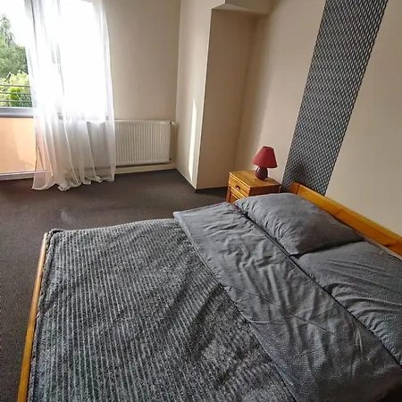 Kwatera prywatna Dworek Skalar - Bon Turystyczny Sianożęty