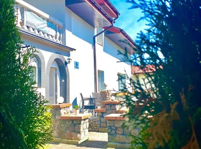 Dworek Skalar Privatunterkunft Sianożęty